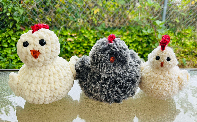 Hannie the Chicken Amigurumi