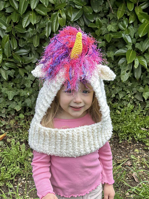 Unicorn Cowl