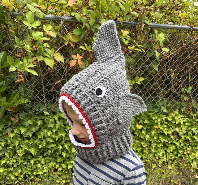 Shark Cowl