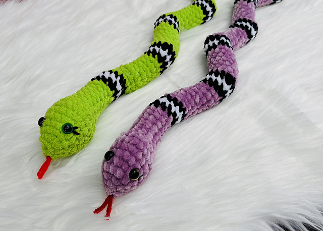 ZigZag the Snake Stuffie