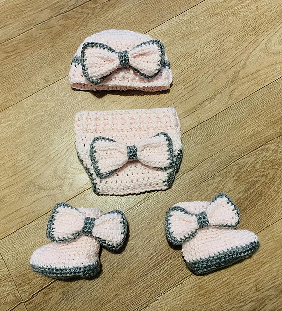 Newborn Baby Bow Set