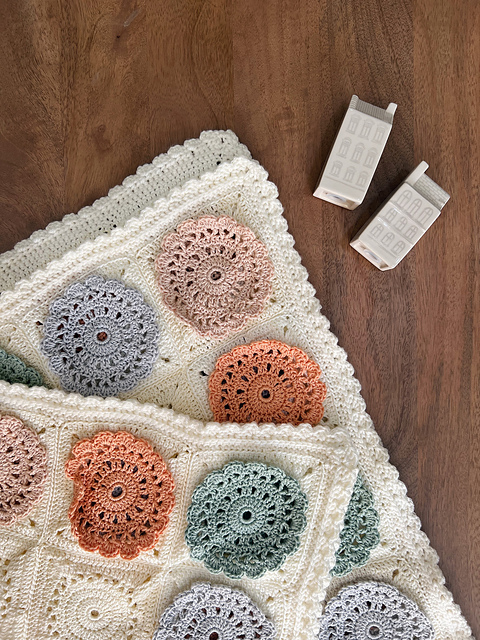 Gabrielle Blanket