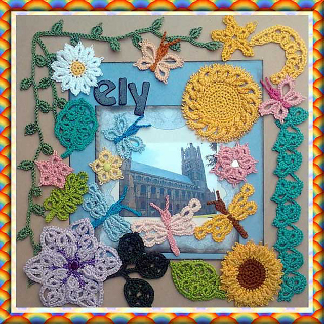 Scrapbooking with Crotat