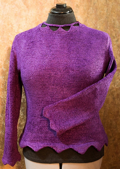 #10 Sawtooth-Edged Pullover