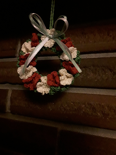 Leaf & Flower Wreath