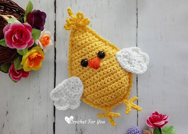 Little Spring Chick Amigurumi