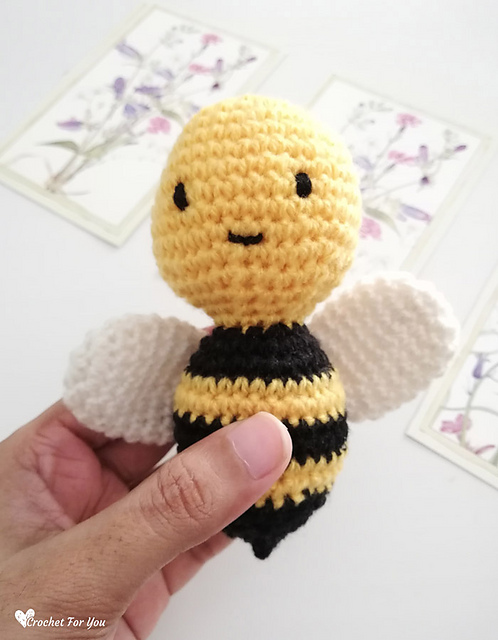 Little Bumble Bee Amigurumi