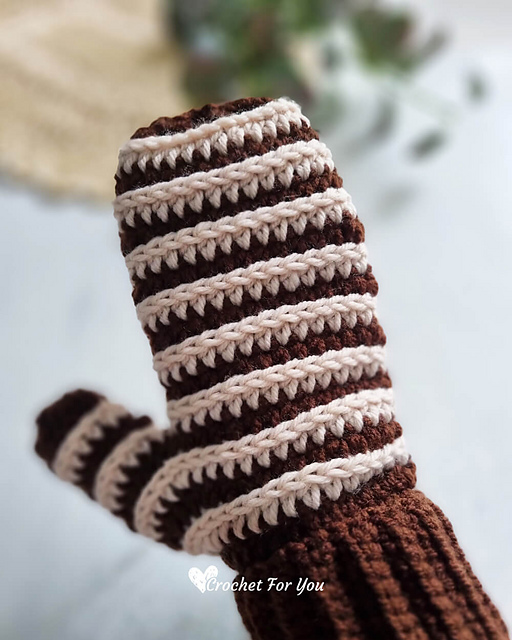 Striped Delight Mittens