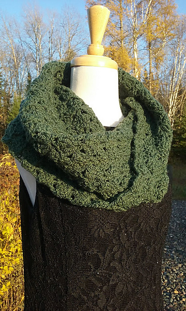 Pine Sprigs Cowl