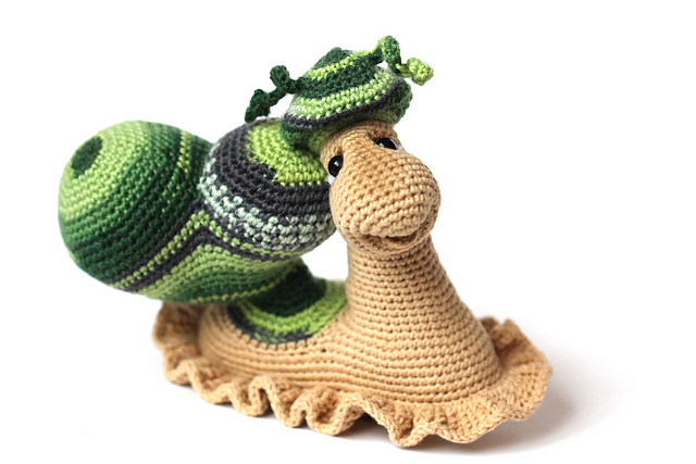 Cheerful snail