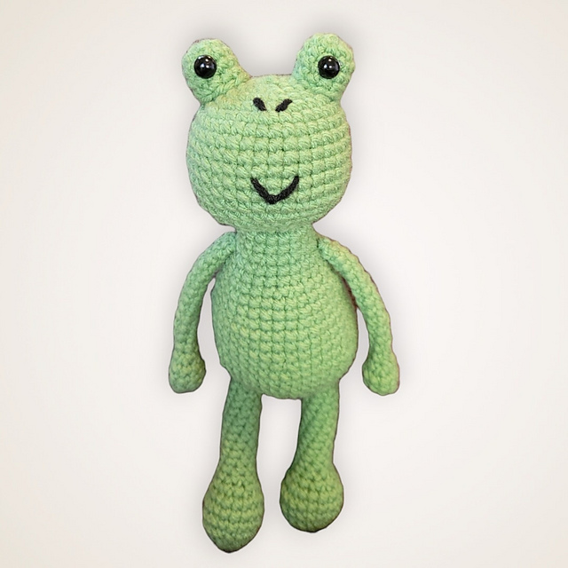 Ravelry: Louie the Frog pattern by Erin Holt