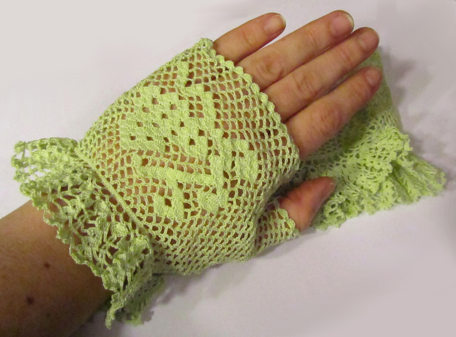 50. Mitten