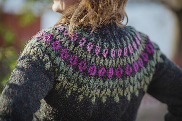 【BAON】[unisex] Wicca Summer Lettering Over Knit Ravelry: 249-31 Moon Lace Sweater pattern by DROPS design