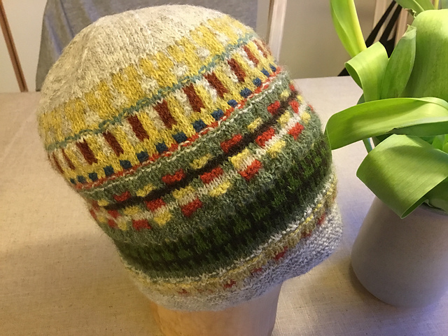 Blomsterabatten - The Flowerbed Hat