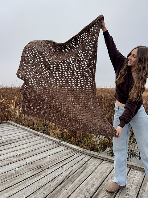 Cottage Lattice Throw
