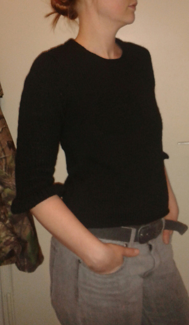 # 18 Sweater with Frills