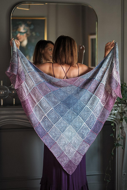 Ravelry: Effervescent pattern by Kaja Pinter