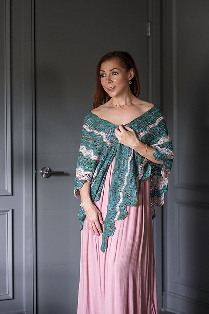 Ravelry: Faded Blush pattern by Johanna Huck