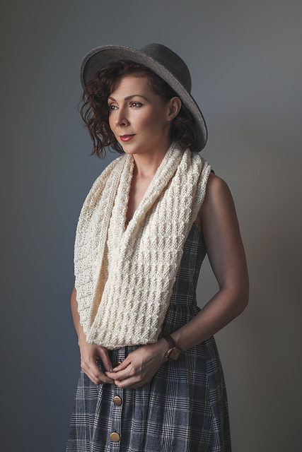 Champagne Cowl