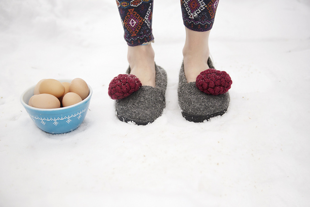 Chrysanthemum Clogs