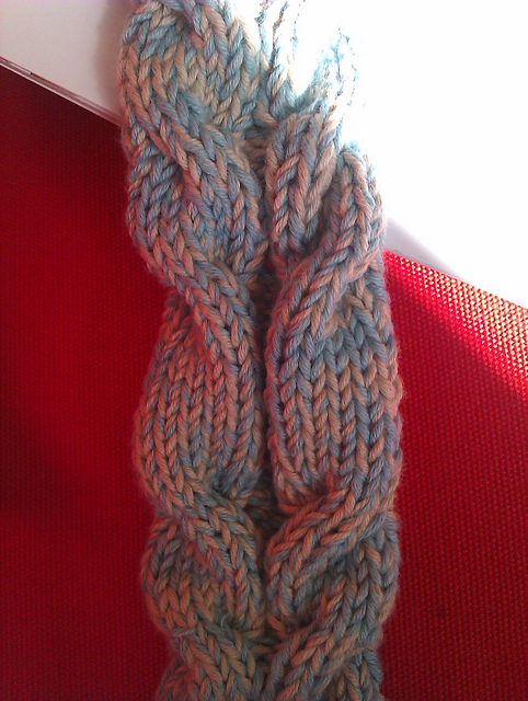 Cable Scarf, Version 2
