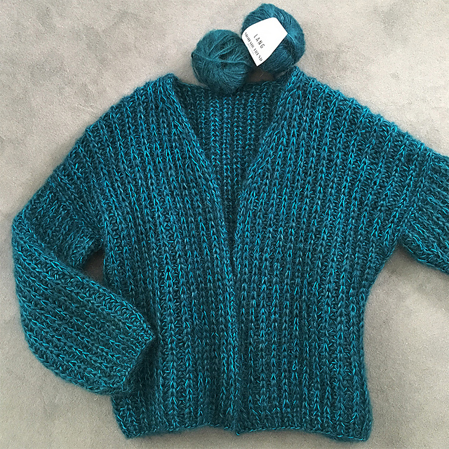 Ravelry: Molexa pattern by Christina Geyer