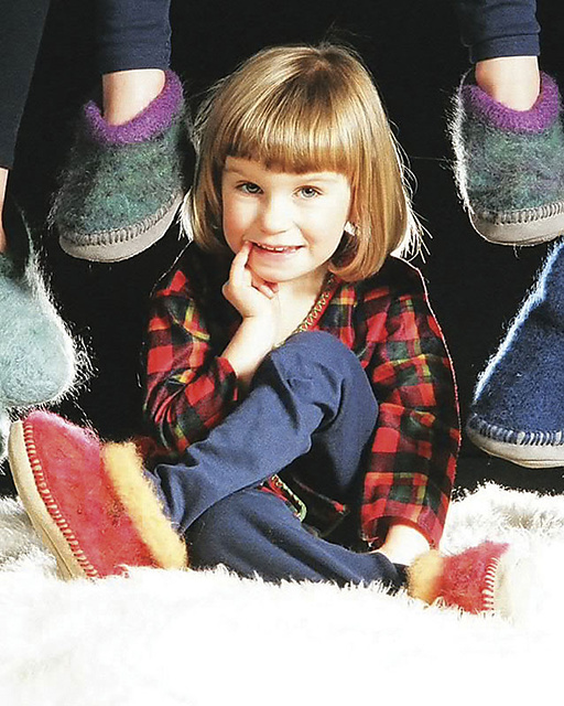 Family Classic Felt Slippers (AC15)