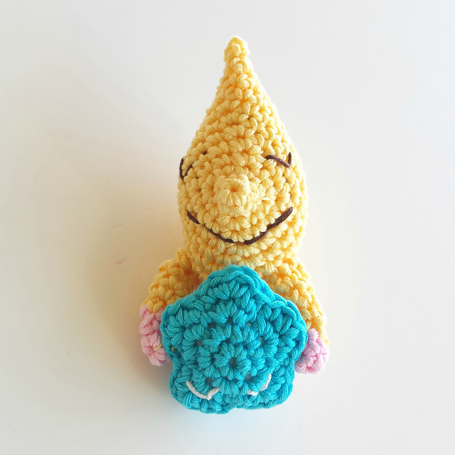 Moon amigurumi