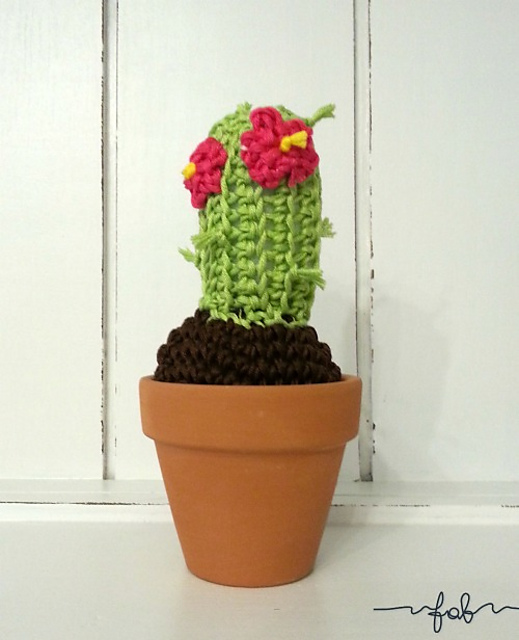 Cactus amigurumi