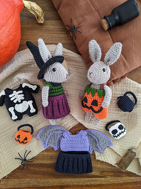 Halloween costumes for bunny