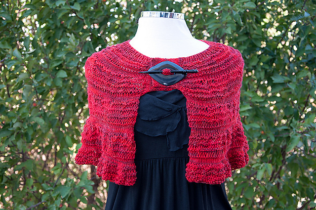Walden- A Simple Ruffled Shawl