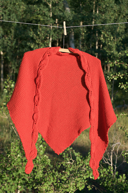 Leaf Edge Shawl - Weston Pass Shawl