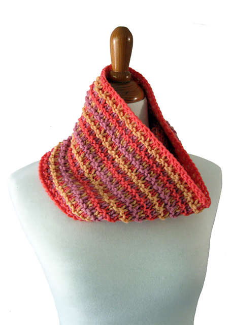 Candy Corn Cowl