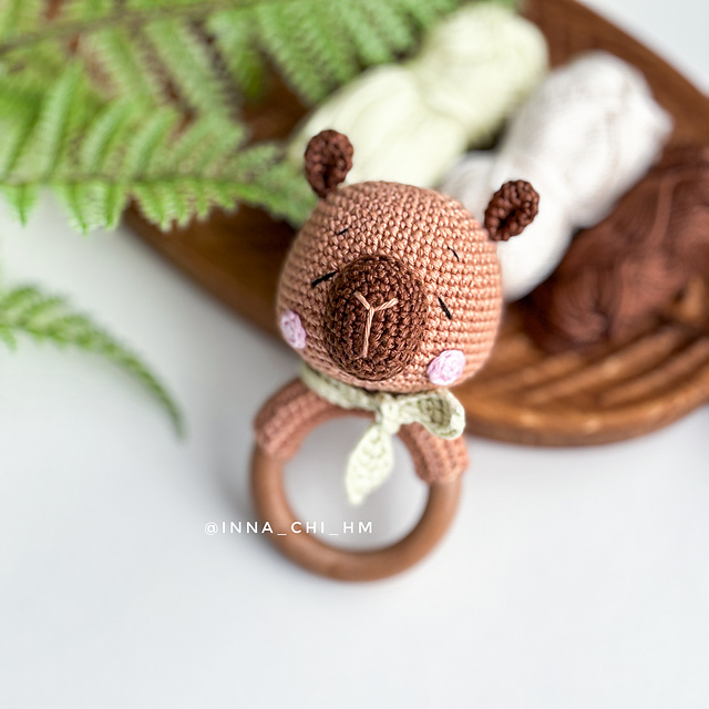 Capybara rattle