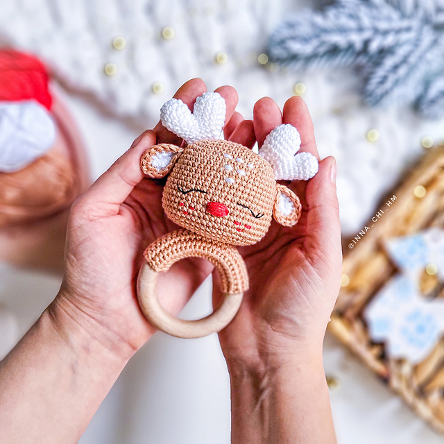 Reindeer rattle