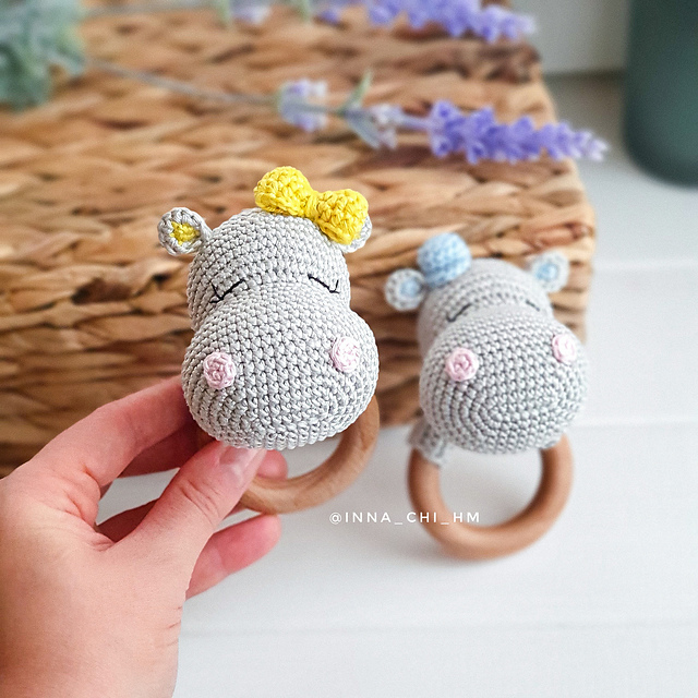 Hippo rattle