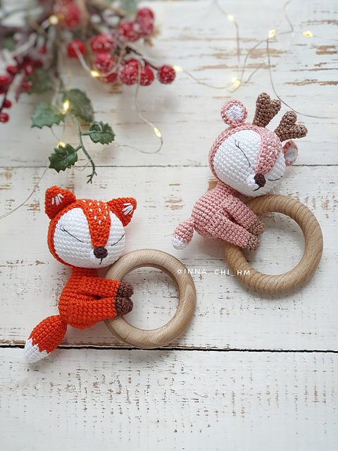 Fox and deer rattles