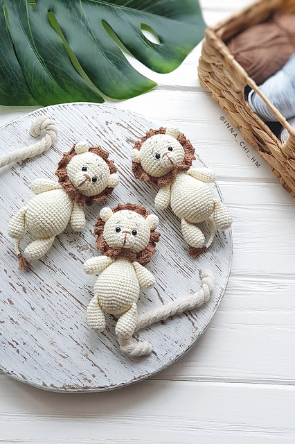 Small Lion toy