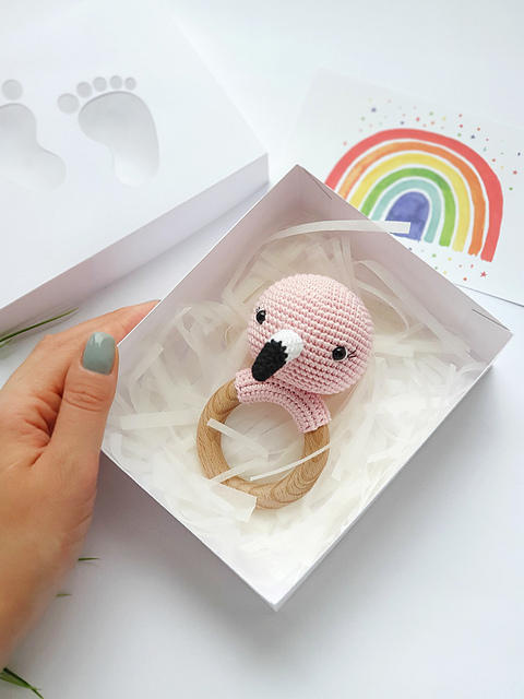 Flamingo rattle