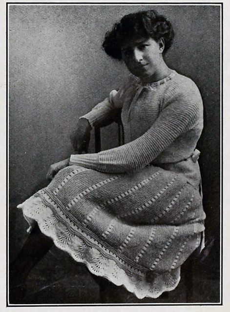 Ladies' Knit Skirt