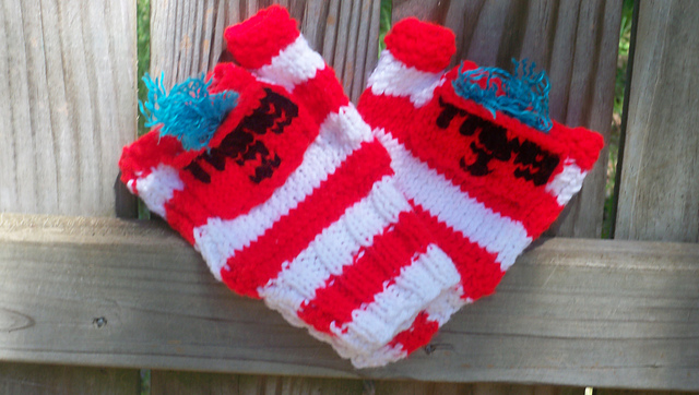 The Cat and the Hat Fingerless Mitts