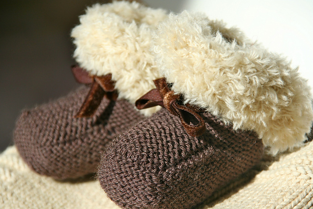 Les chaussons # 054-T11-003 & 034