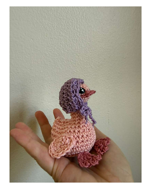 Goose with hat