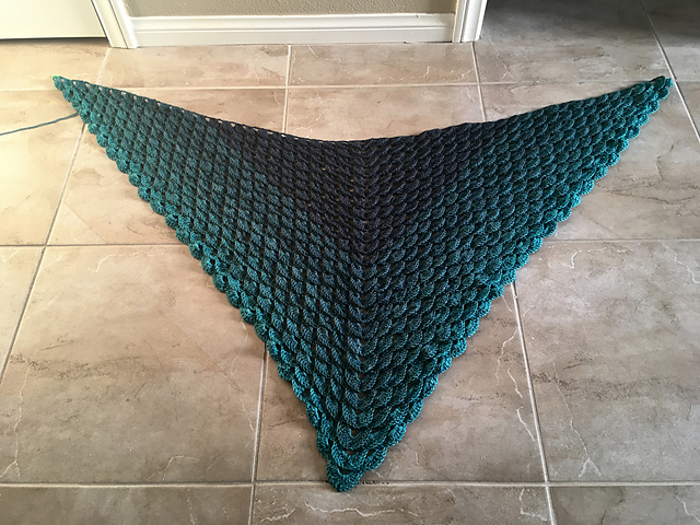 Ravelry: FauxLeo's Mome Rath Shawl
