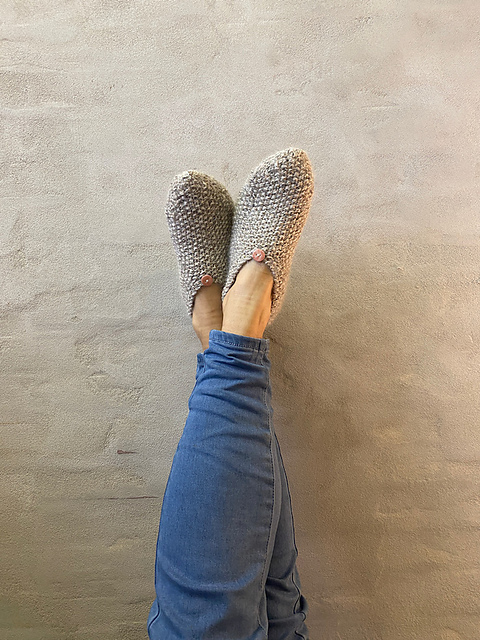 Easy Peasy Cozy Slippers