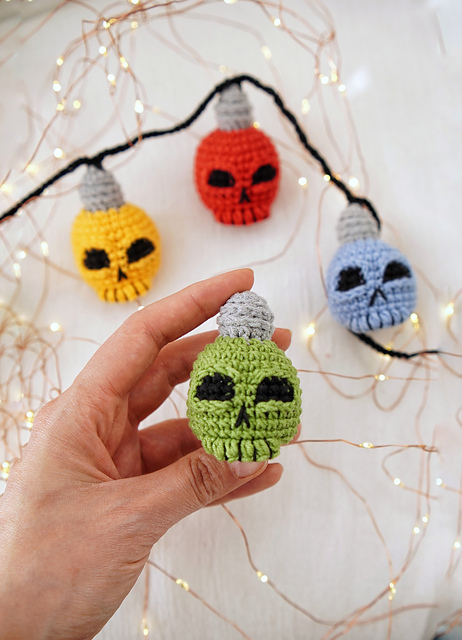 Ravelry: Skull String Lights pattern by Svitlana Hurova