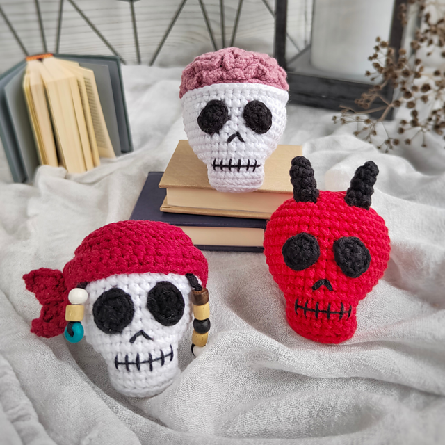 Skull keychains 3 in 1