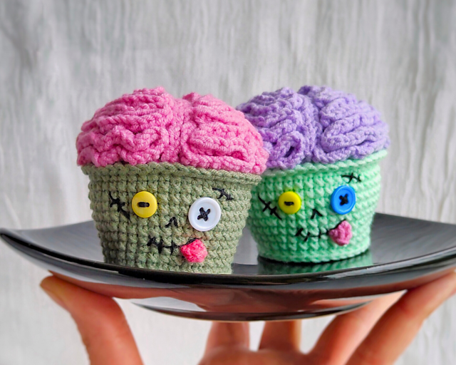 Zombie cupcake