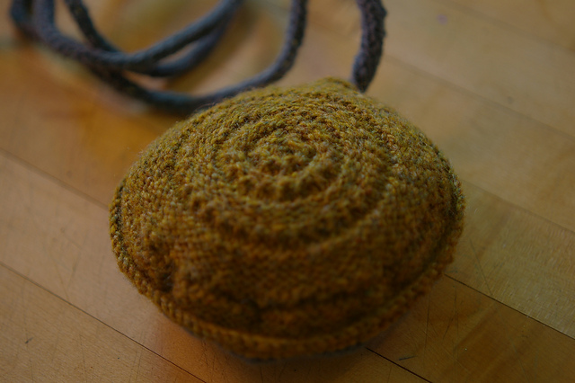 Listening to wool through wool