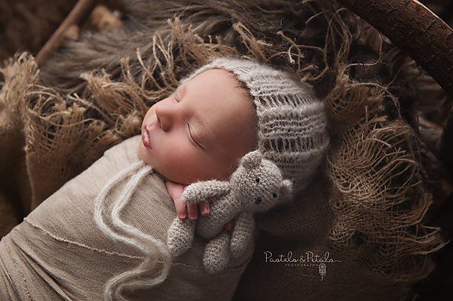 Newborn Bonnet Lace Stripe #38